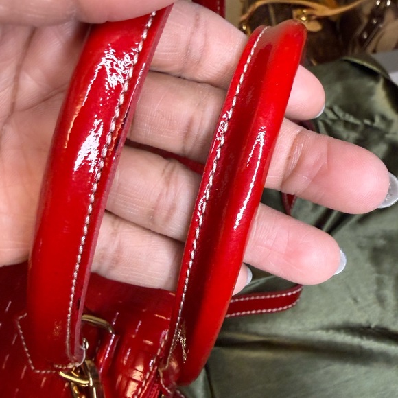 Arcadia Genuine Patent Leather Satchel – Made in Italy - Picture 3 of 16